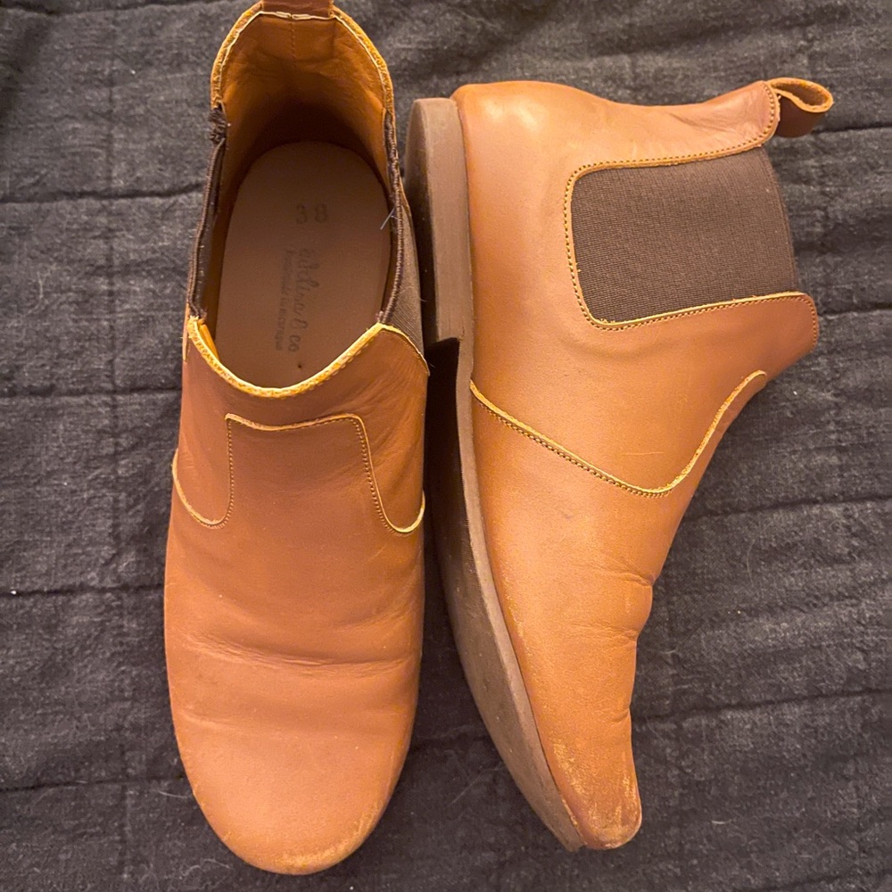 Size 38 Adelisa & Co Chelsea Boots